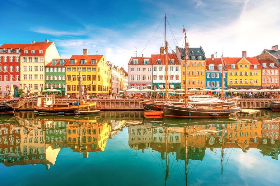 3-Hour Private Copenhagen Walking Tour - Starting beside City Hall and Hans Christian Andersen