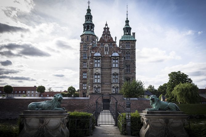 3 Hours Private Bike Tour in Copenhagen - The Round Tower and the old city center