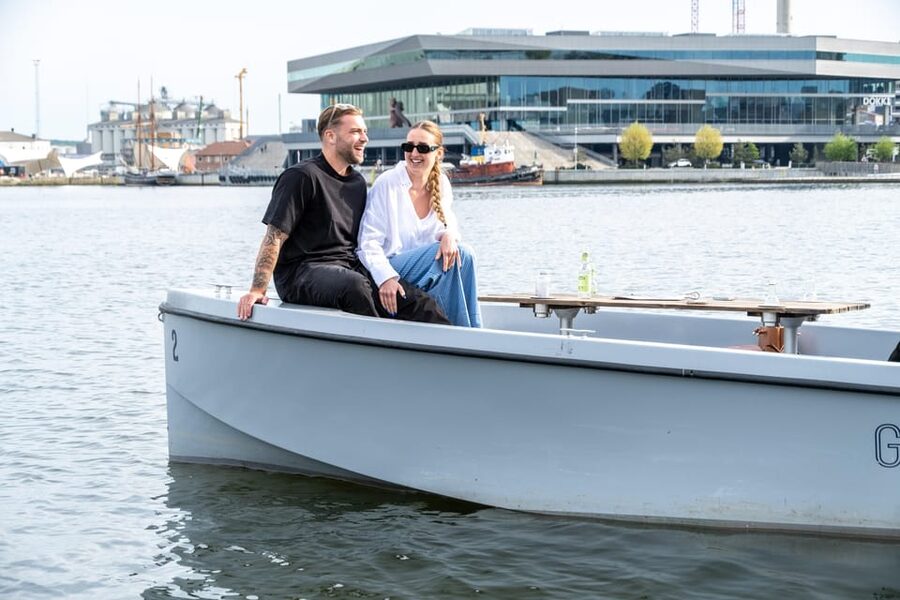 Aarhus: 1 or 1,5 Hour Boat Rental - No License Required - What the one-hour route really offers