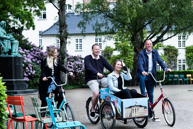 Bike Tour Copenhagen. Private Guide, Concierge Service, Small Grp - The royal quarter: Marble Church and Amalienborg