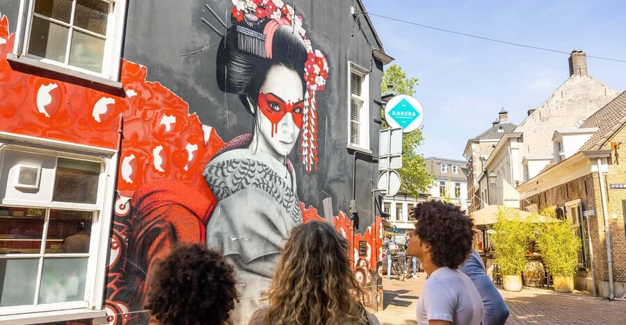 Breda: Highlights tour with local guide - Breda Castle and the Orange-Nassau connection