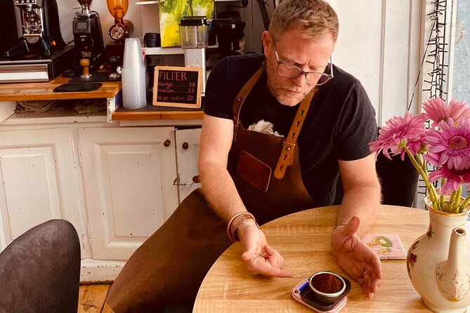 Brew and Brunch Mastering the Perfect Espresso with Breakfast - Breakfast gives the lesson a pleasant rhythm