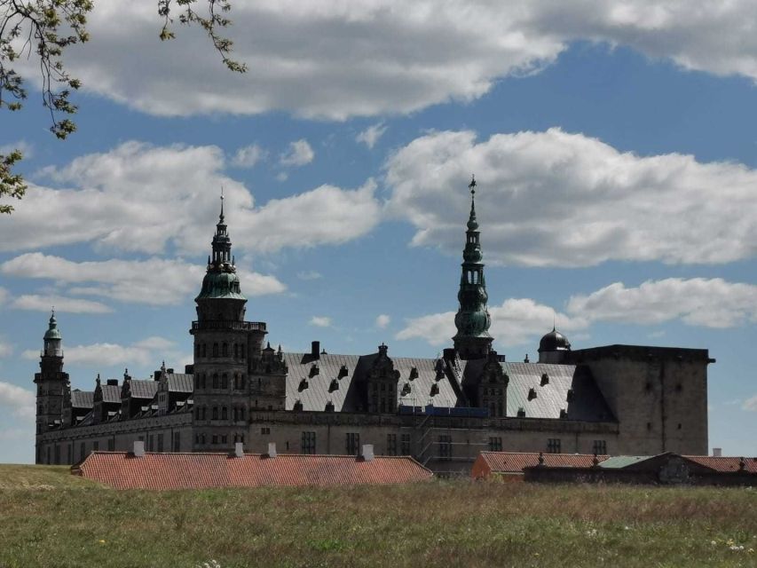 Castles: Kronborg (Hamlet) & Frederiksborg - Weather, walking, and the shape of the day
