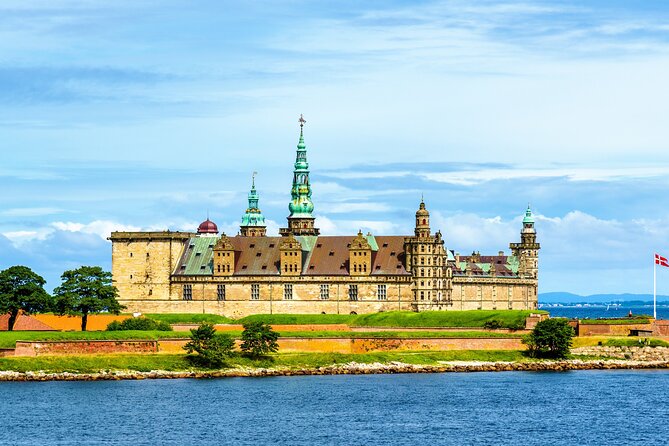Castles of Kronborg and Frederiksborg from Copenhagen by Car - Why Kronborg deserves the long trip from Copenhagen