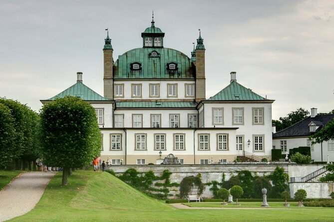 Castles of Kronborg and Frederiksborg from Copenhagen by Car - What to bring and how to pace the day