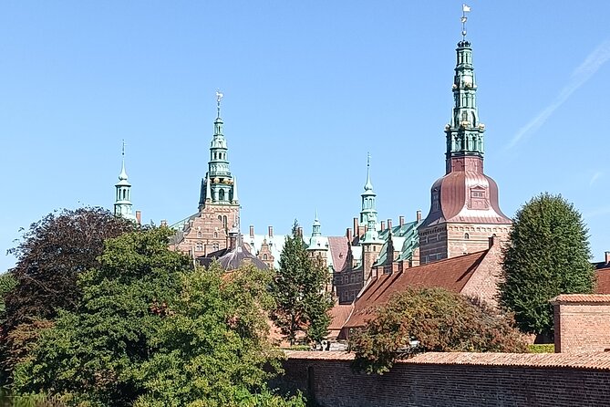 Cathedral ,Viking ships Tour, Palace and Castle (April) - What the $226.15 price really includes