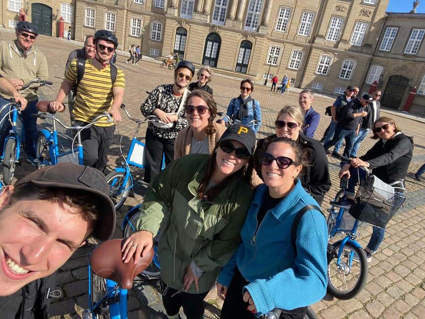 Copenhagen: 1.5-Hour City Highlights Bike Tour - Nyboder and the route toward the harbor