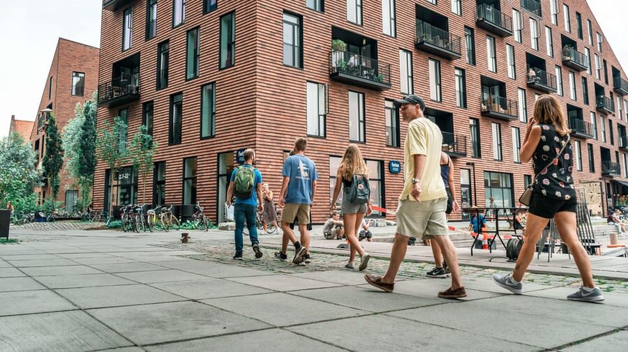Copenhagen: 1.5-hour Private Walking Tour of Christianshavn - Strandgade 30 and the stories beneath the surface