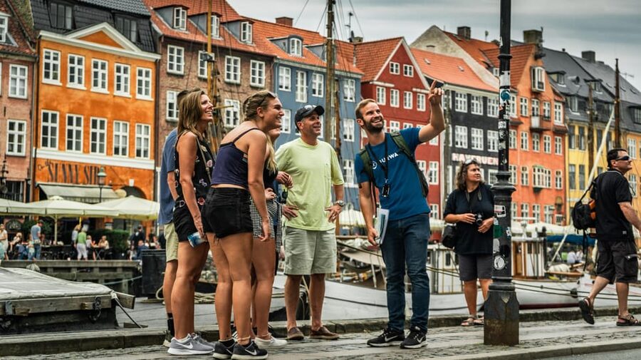 Copenhagen: 1.5-hour Private Walking Tour of Christianshavn - Canals, boats, and the North Atlantic House