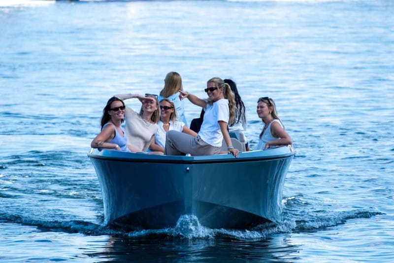 Copenhagen: 1 or 2-Hour Canal Tour in Silent Electric Boats - A quiet way to see Copenhagen from the water