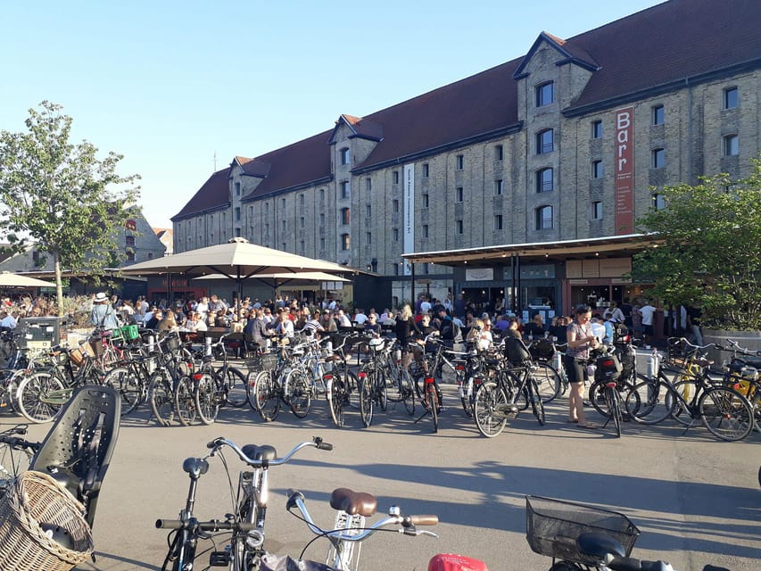 Copenhagen: 2,5-Hour 'Must See' Bike Tour with a Local Guide - Key points to know before you book