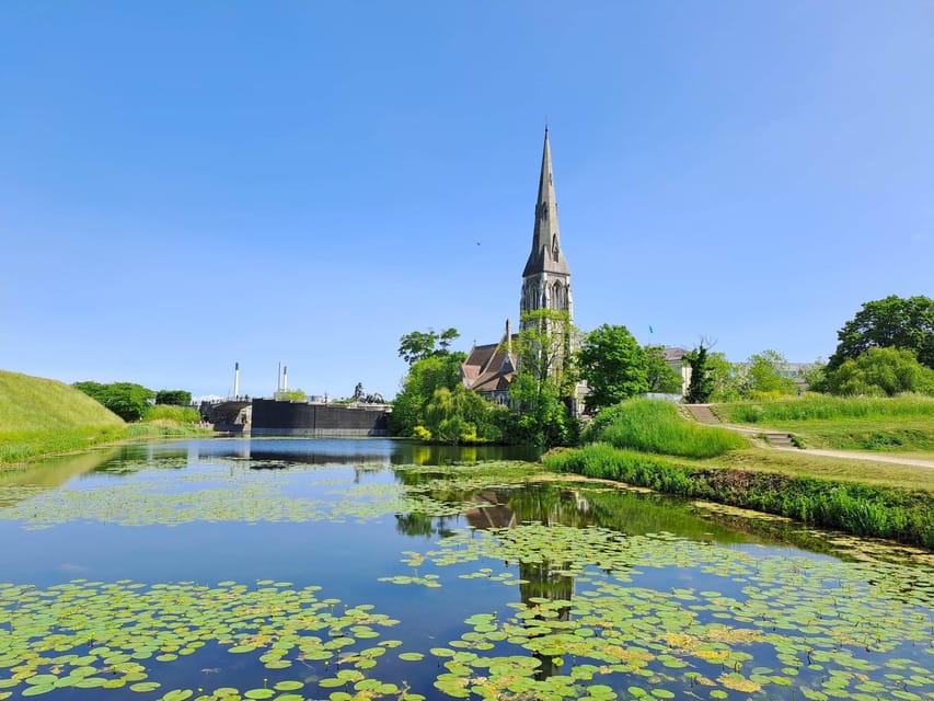 Copenhagen: 2,5-Hour 'Must See' Bike Tour with a Local Guide - Why a bike is the right way to see Copenhagen