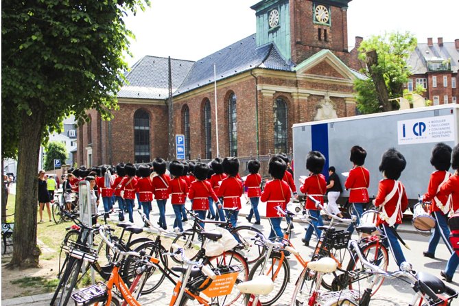 Copenhagen 2-hour City Highlights Bike Tour - Christiansborg begins the royal story