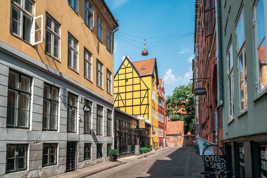 Copenhagen: 2-hour Old Town Private Walking Tour - The final view toward Christiansborg Palace