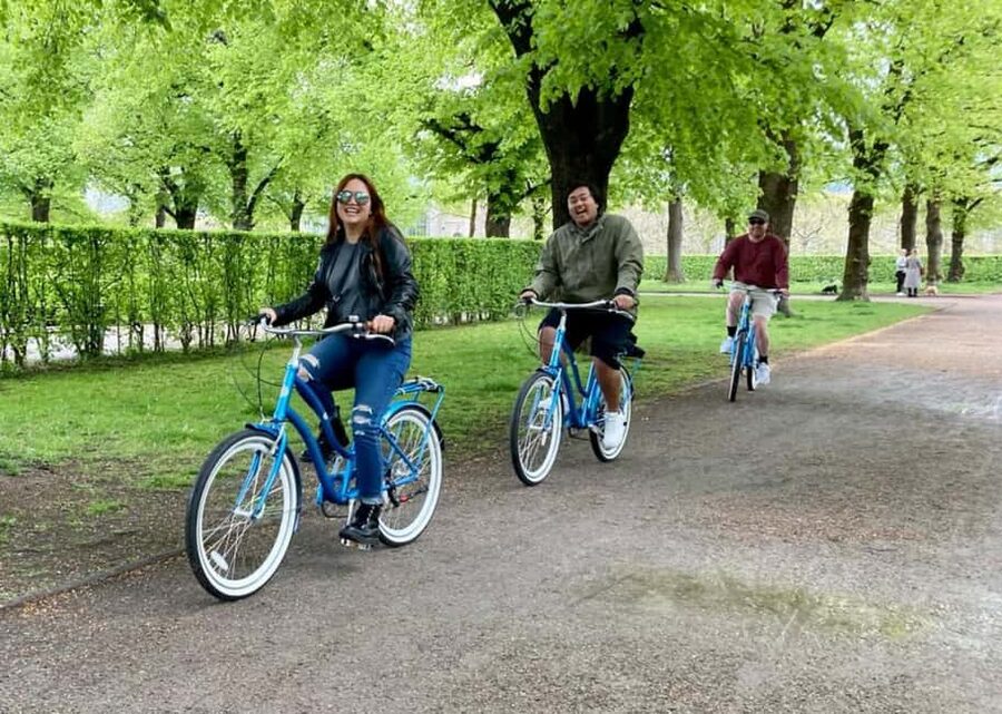 Copenhagen: 3-Hour City Highlights Bike Tour with Guide - Inderhavnsbroen and the water around Christianshavn
