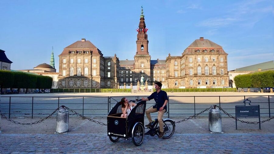 Copenhagen: 3 Hour Extended Grand E-Bike Guided Tour - Small details that can make the ride better