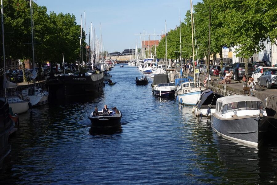Copenhagen: Christiania & Christianshavn Guided Walking Tour - From alternative community to the modern harbor