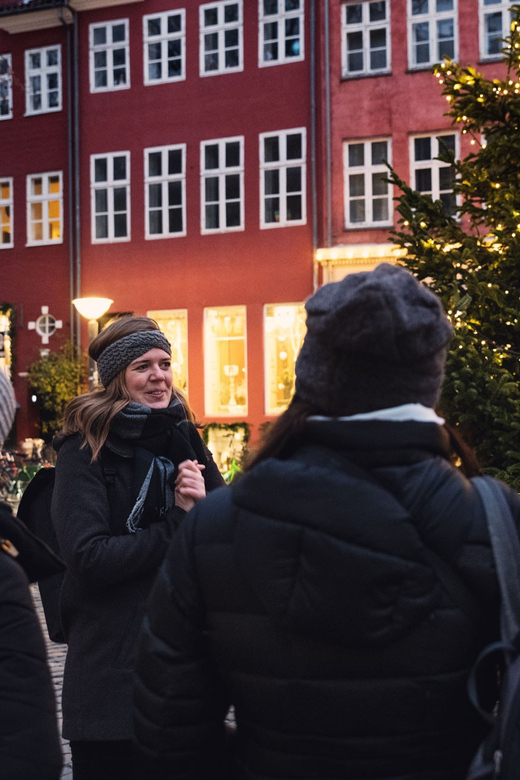 Copenhagen: Christmas Walking Tour with Treats and Drinks - Danish Christmas, from old Yuletide to modern jul
