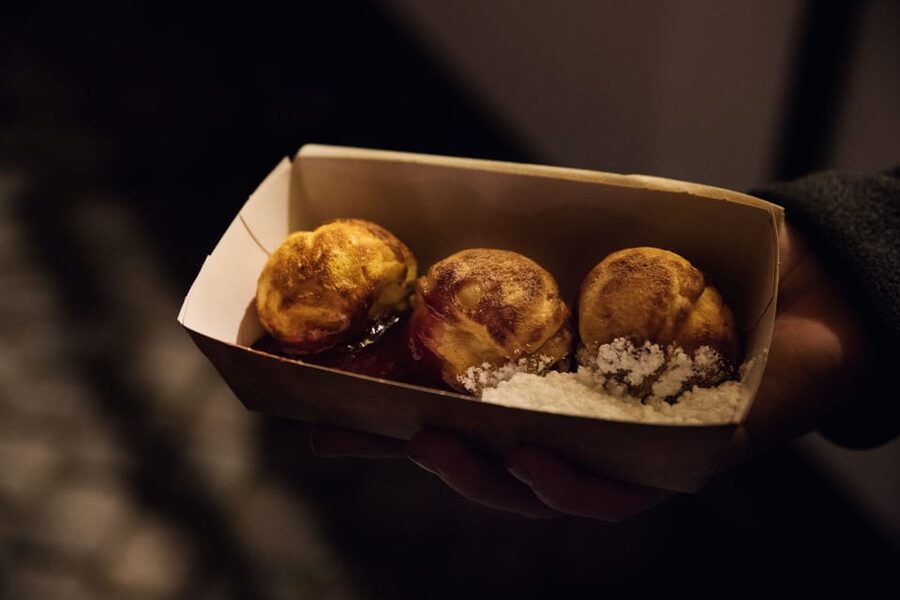 Copenhagen: Christmas Walking Tour with Treats and Drinks - Æbleskiver and the first taste of Christmas