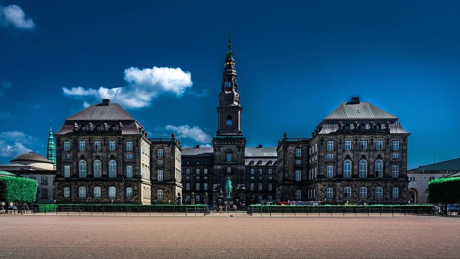 Copenhagen City & Christiansborg Palace Private Walking Tour - Rosenborg Castle and Christian IV’s summer retreat