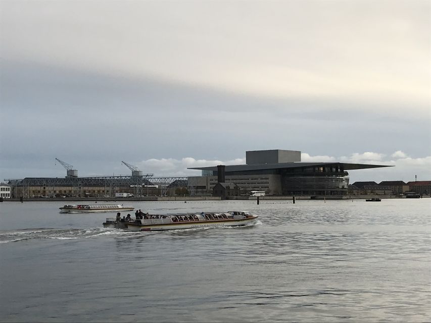 Copenhagen: Classic Canal Tour & The Harbour - Christiansborg, Kalvebod Bølge, and the first harbor views