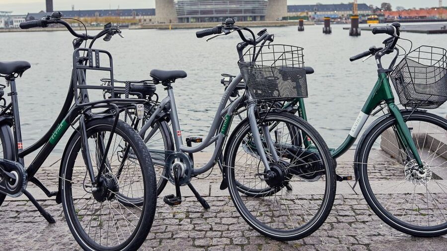 Copenhagen E-Bike Rental - Picking up the bike at Langelinie Allé 56