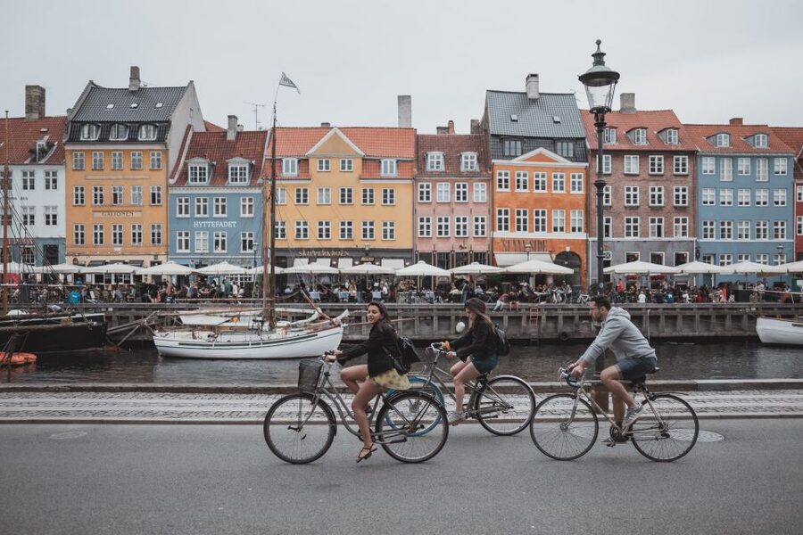 Copenhagen: Express Walk with a Local in 60 minutes - Should you book the Copenhagen express walk?