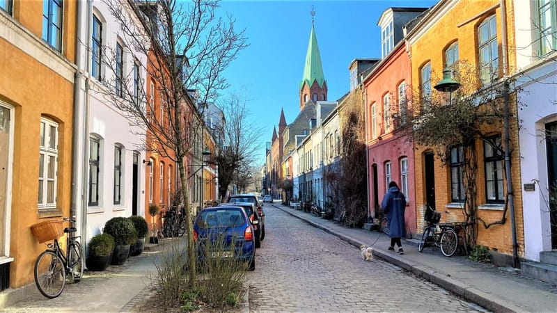 Copenhagen: Guided Bike Tour in French - Gefion Fountain and the Little Mermaid