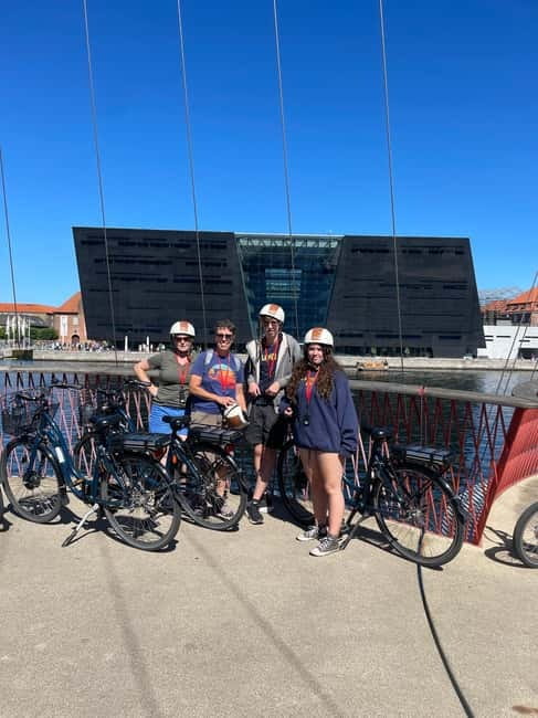 Copenhagen: Guided E-Bike Tour - Opera House and harbor-side cycling