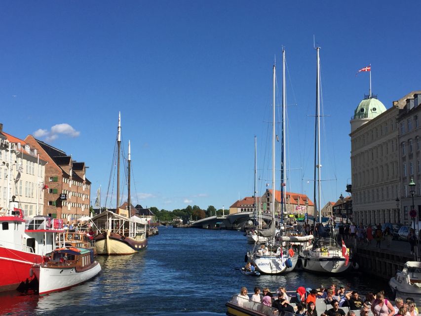 Copenhagen: Guided Walking Tour - What the guides add to the walk