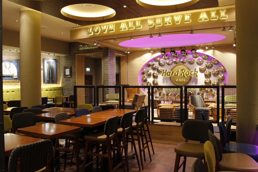 Copenhagen: Hard Rock Cafe with Set Menu for Lunch or Dinner - Should you book Hard Rock Cafe Copenhagen?