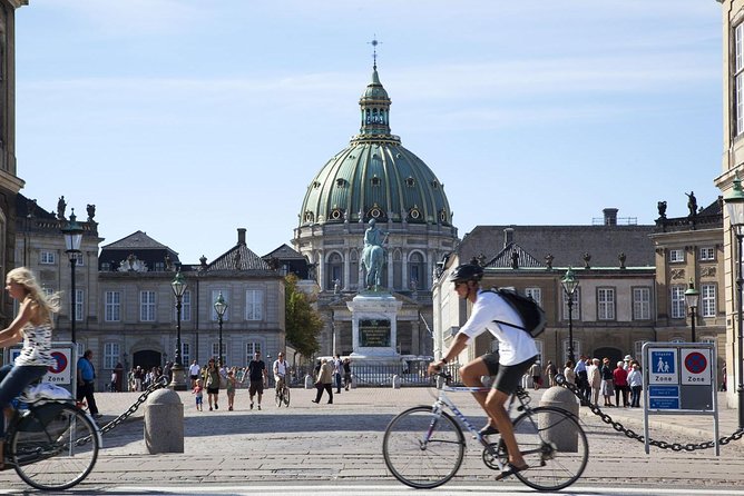 Copenhagen Highlights Hop-On Hop-Off Bus - Classic Copenhagen - Stop 5: The Little Mermaid