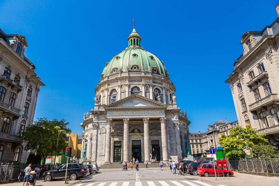 Copenhagen Old Town, Nyhavn, Canal Walking Tour & Christiana - What the private format is worth