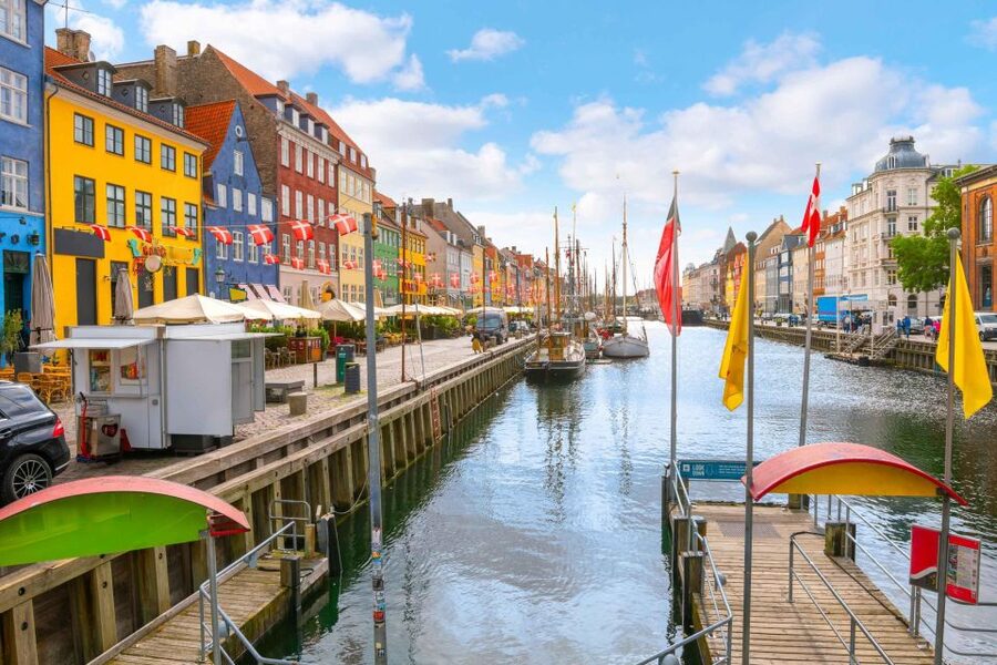 Copenhagen Old Town, Nyhavn, Canal Walking Tour & Christiana - Timing, access, and practical limits