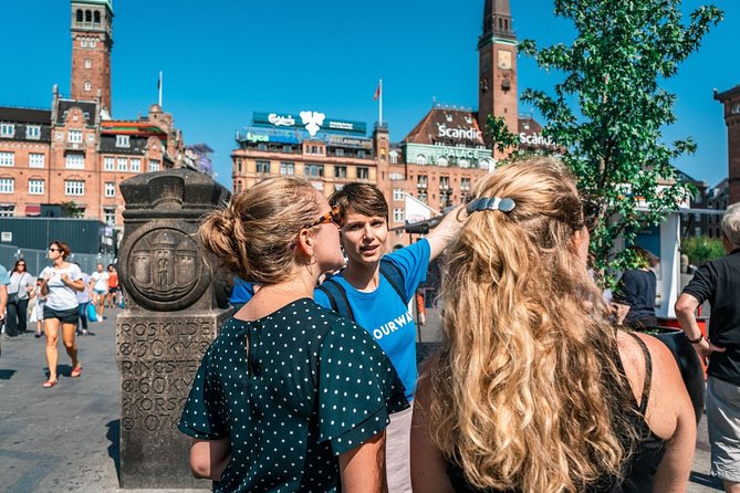 Copenhagen Old Town Private Walking Tour - What the private format adds
