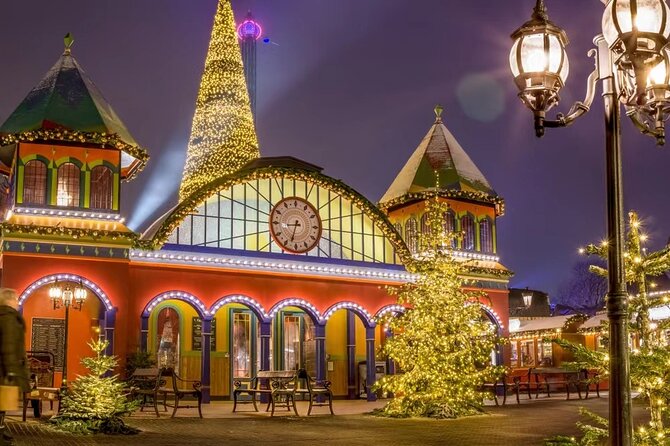 Copenhagen Private Christmas Walking Tour with Gløgg - How the private guide adds value