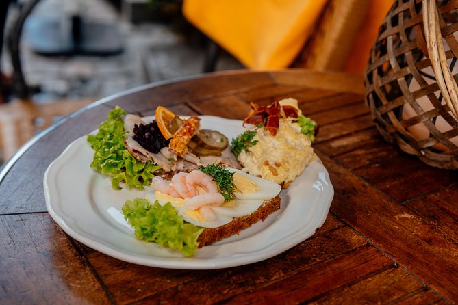 Copenhagen Private Food Walking Tour with 6 or 10 Tastings - How much value do you get for $202.04?