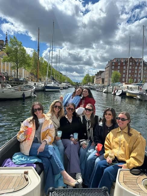 Copenhagen: Private Guided Boat Tour with City Highlights - Key points to know before booking