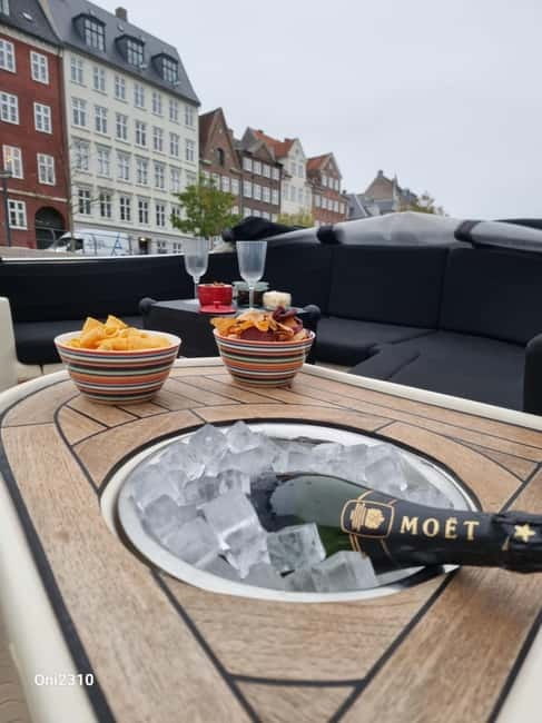 Copenhagen: Private Guided Boat Tour with City Highlights - Trekroner Fort brings open water and military history