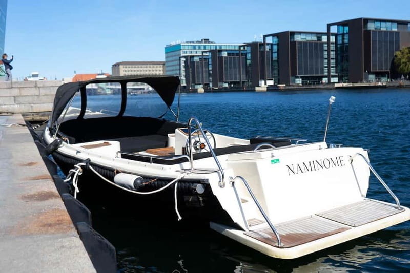 Copenhagen: Private Guided Boat Tour with City Highlights - Choosing between one, three, and four hours