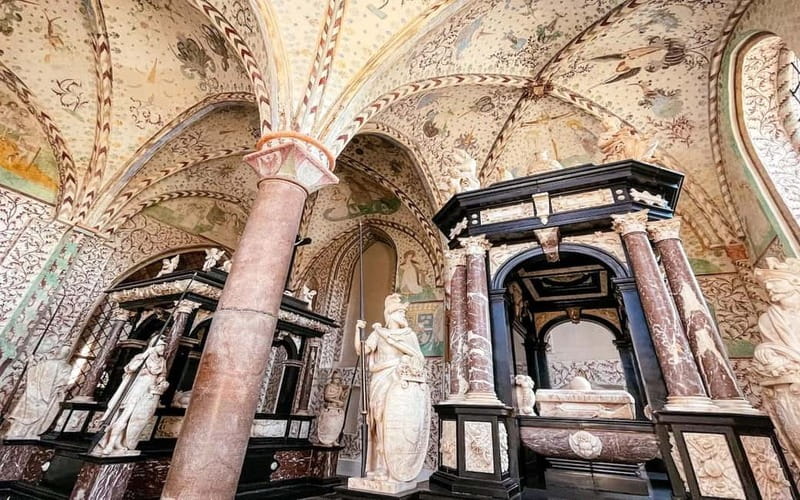 Copenhagen: Roskilde, the Viking City Tour in English - Roskilde Cathedral and the Danish monarchy