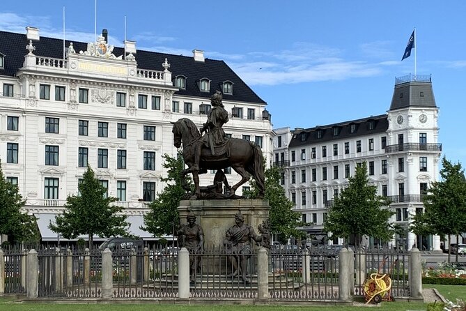 Copenhagen's Royal History: A Self-Guided Walking Tour - Amaliehaven and the approach to Amalienborg