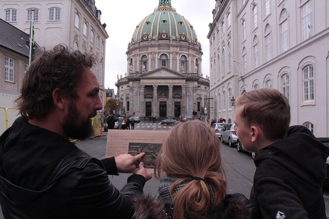 Copenhagen Self-Guided Murder Mystery Tour by Amalienborg Palace - Picking up the case in central Copenhagen