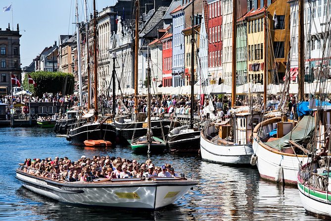 Copenhagen Sightseeing Classic Canal Tour With Live Guide - Our Saviour’s Church and its unusual spire