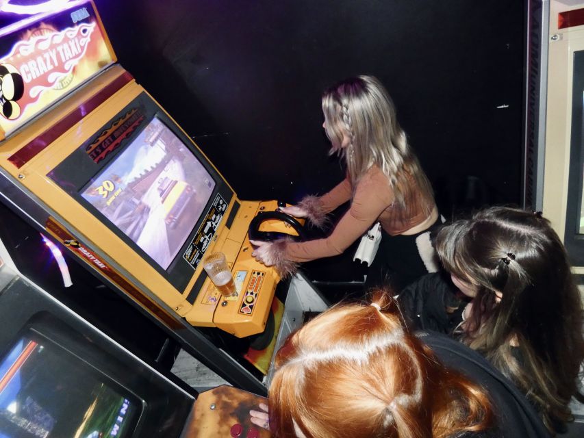 Copenhagen: Social Nightlife Pub Crawl with Shots & Games - Finishing with a DJ at RUST Natklub