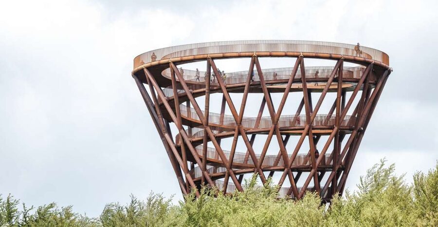 Copenhagen: The Forest Tower & Forgotten Giants Trolls Trip - The one-hour ride into Zealand