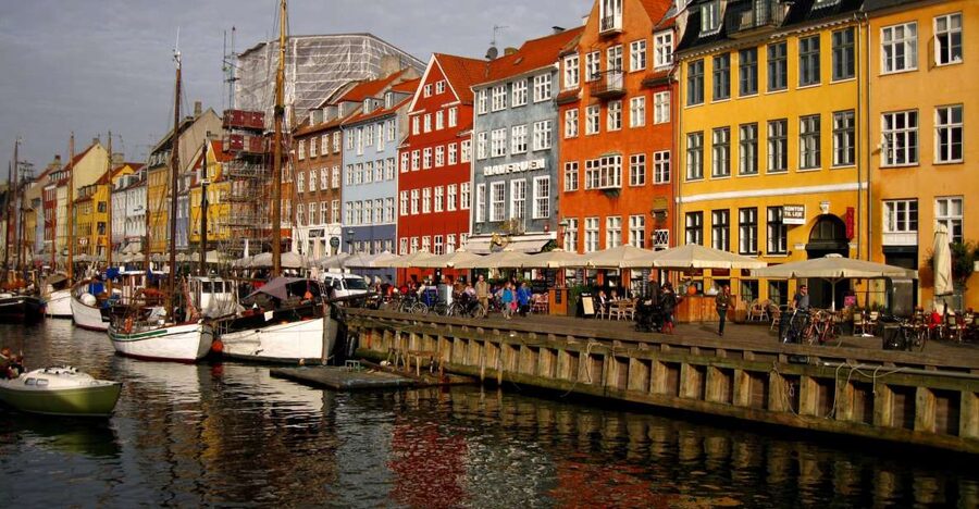 Copenhagen Welcome Tour: Private Tour with a Local - A gentle introduction to Copenhagen, not a rigid sightseeing march