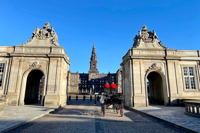 E-Scooter "Stand Up Kick Bike" 2 Hour Guided Copenhagen Tour - What the guide adds to the experience