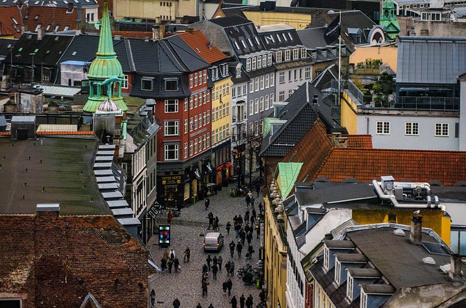 Explore Copenhagen in 60 minutes with a Local - Is $95.53 a fair price for one hour?