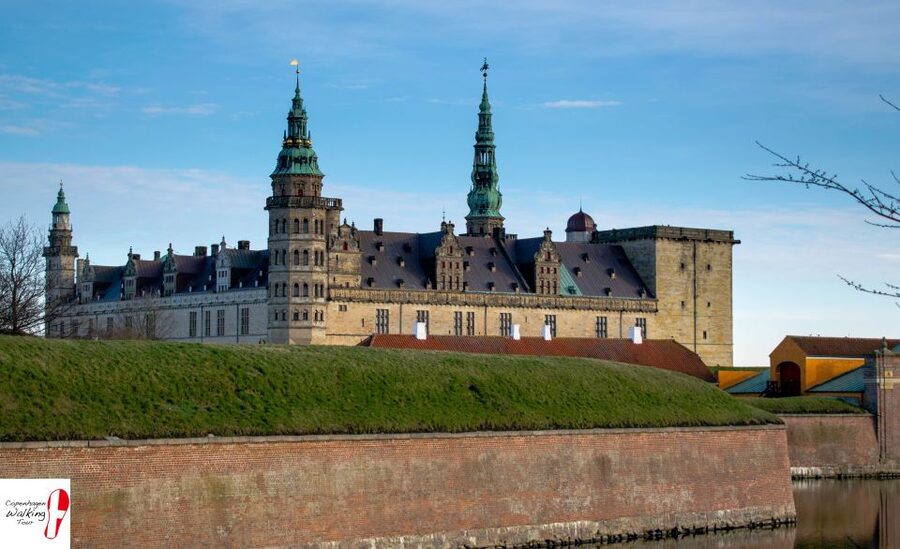 From Copenhagen: 4-hour Private Hamlet Castle Tour - Should you book the Kronborg tour?